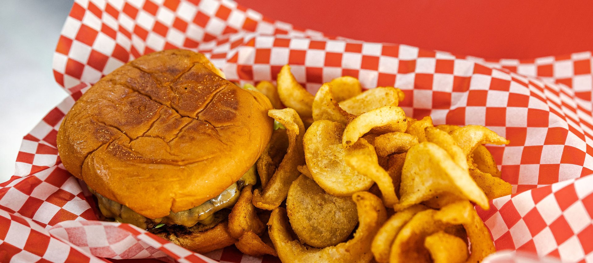 07-2024-Burgers_BigDaddys-@phil.a.f.photo_SXM2024-004